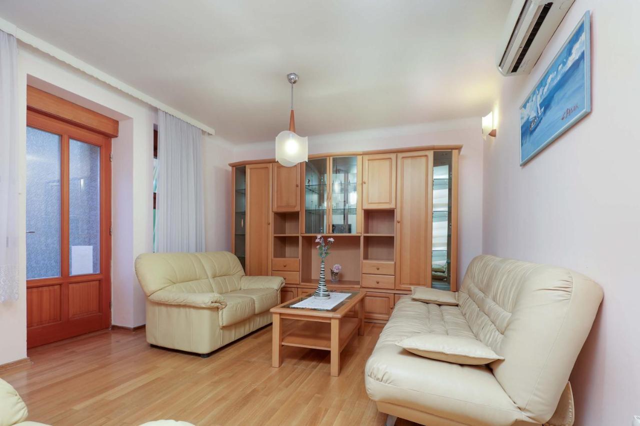 Apartment Dante Alighieri Opatija Eksteriør billede